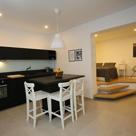 Apartmani Tri Bunje Tribalj 外观 照片