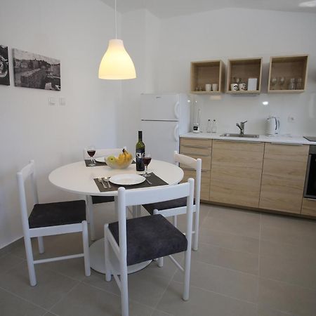 Apartmani Tri Bunje Tribalj 外观 照片