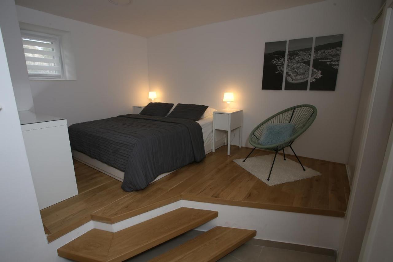 Apartmani Tri Bunje Tribalj 外观 照片