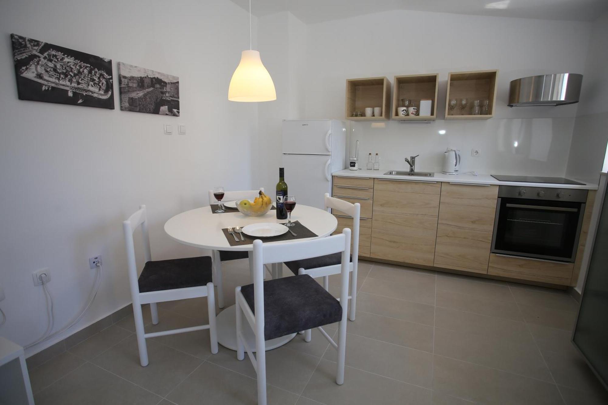 Apartmani Tri Bunje Tribalj 外观 照片
