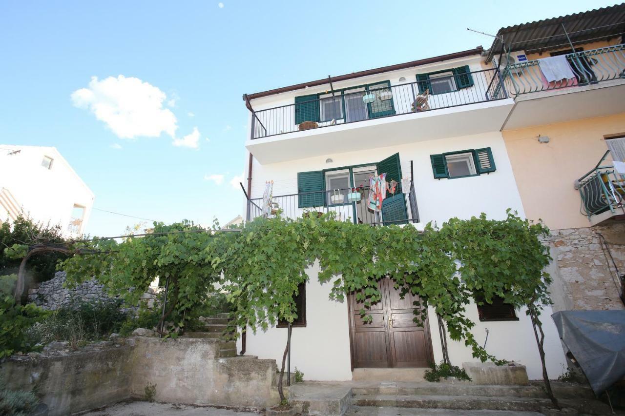 Apartmani Tri Bunje Tribalj 外观 照片